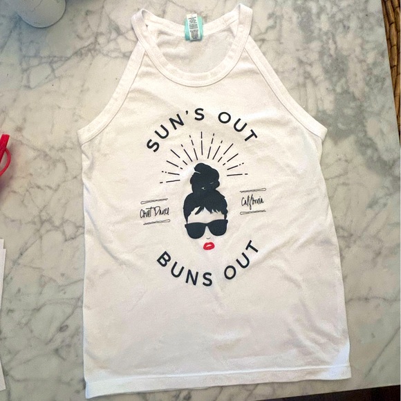 Suns out Buns out ! tank top - Picture 1 of 1